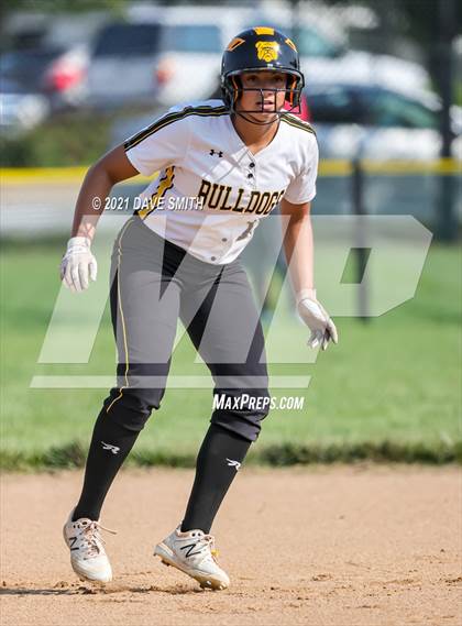 Thumbnail 3 in Valley vs Bettendorf (Rick Doran Classic) photogallery.