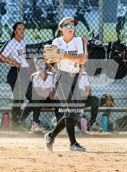 Thumbnail 1 in Valley vs Bettendorf (Rick Doran Classic) photogallery.
