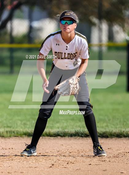 Thumbnail 3 in Valley vs Bettendorf (Rick Doran Classic) photogallery.