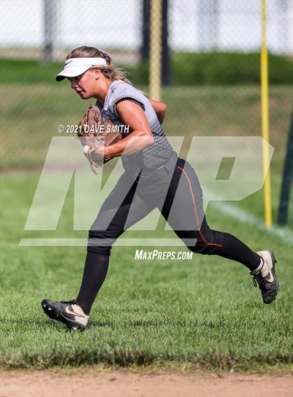 Thumbnail 1 in Valley vs Bettendorf (Rick Doran Classic) photogallery.