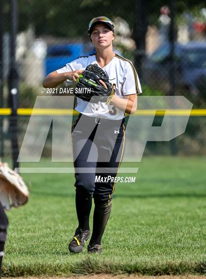 Thumbnail 1 in Valley vs Bettendorf (Rick Doran Classic) photogallery.