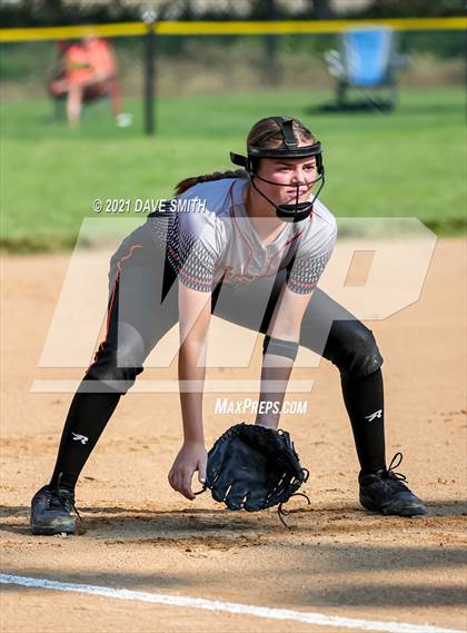 Thumbnail 3 in Valley vs Bettendorf (Rick Doran Classic) photogallery.