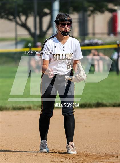 Thumbnail 1 in Valley vs Bettendorf (Rick Doran Classic) photogallery.