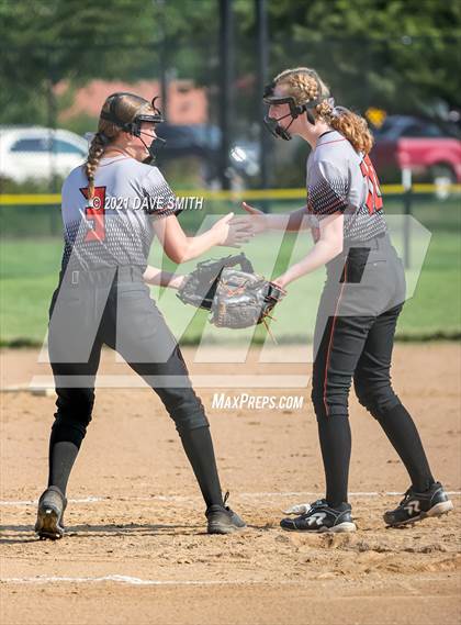 Thumbnail 1 in Valley vs Bettendorf (Rick Doran Classic) photogallery.
