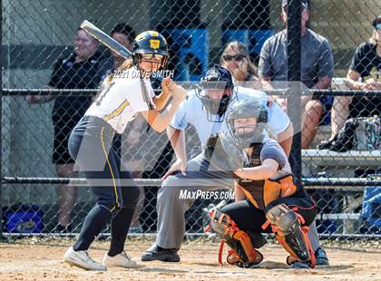 Thumbnail 3 in Valley vs Bettendorf (Rick Doran Classic) photogallery.