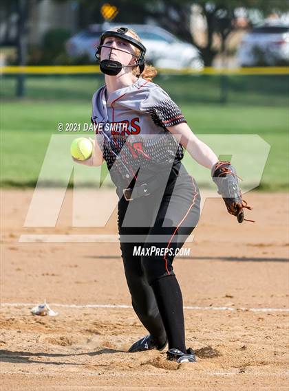 Thumbnail 1 in Valley vs Bettendorf (Rick Doran Classic) photogallery.