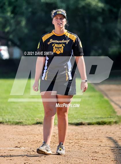 Thumbnail 3 in Valley vs Bettendorf (Rick Doran Classic) photogallery.