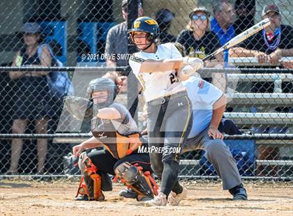 Thumbnail 3 in Valley vs Bettendorf (Rick Doran Classic) photogallery.