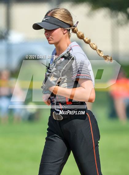 Thumbnail 2 in Valley vs Bettendorf (Rick Doran Classic) photogallery.