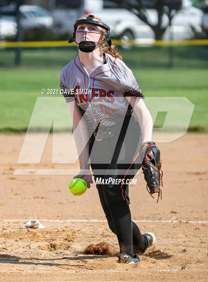 Thumbnail 1 in Valley vs Bettendorf (Rick Doran Classic) photogallery.