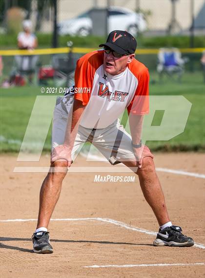 Thumbnail 2 in Valley vs Bettendorf (Rick Doran Classic) photogallery.