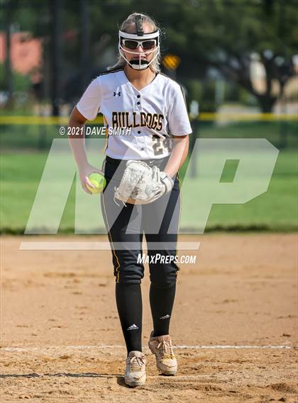 Thumbnail 1 in Valley vs Bettendorf (Rick Doran Classic) photogallery.