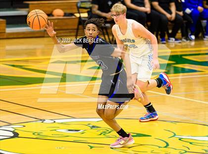 Thumbnail 1 in Westview vs. Estrella Foothills (Judy Dixon Holiday Tournament) photogallery.