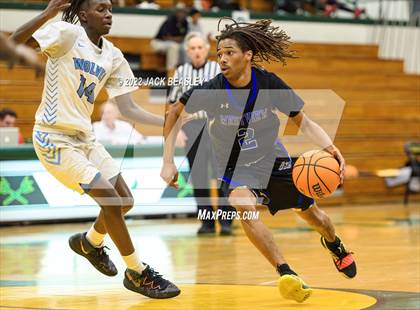 Thumbnail 3 in Westview vs. Estrella Foothills (Judy Dixon Holiday Tournament) photogallery.