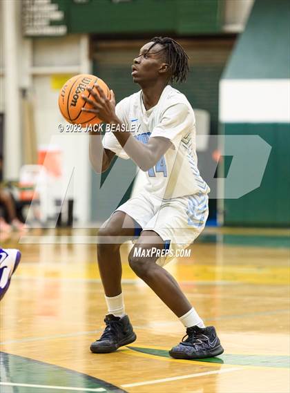 Thumbnail 3 in Westview vs. Estrella Foothills (Judy Dixon Holiday Tournament) photogallery.