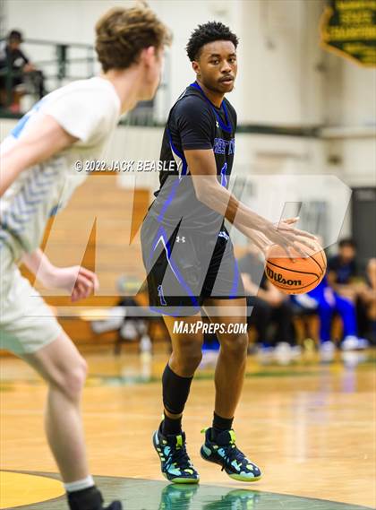 Thumbnail 3 in Westview vs. Estrella Foothills (Judy Dixon Holiday Tournament) photogallery.
