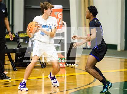 Thumbnail 2 in Westview vs. Estrella Foothills (Judy Dixon Holiday Tournament) photogallery.