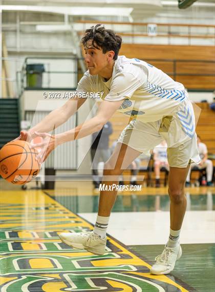Thumbnail 1 in Westview vs. Estrella Foothills (Judy Dixon Holiday Tournament) photogallery.