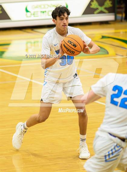 Thumbnail 2 in Westview vs. Estrella Foothills (Judy Dixon Holiday Tournament) photogallery.
