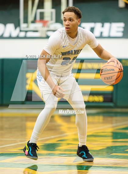 Thumbnail 1 in Westview vs. Estrella Foothills (Judy Dixon Holiday Tournament) photogallery.