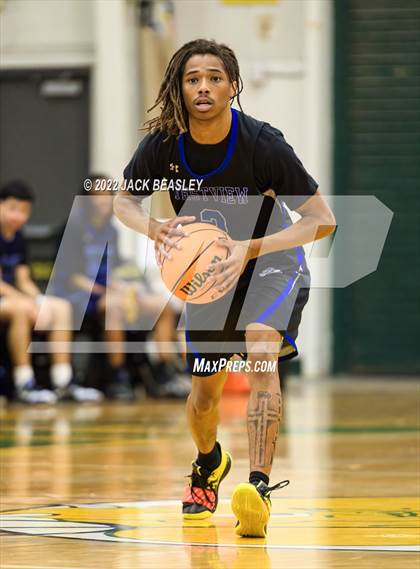 Thumbnail 3 in Westview vs. Estrella Foothills (Judy Dixon Holiday Tournament) photogallery.