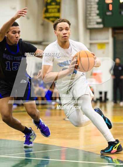 Thumbnail 2 in Westview vs. Estrella Foothills (Judy Dixon Holiday Tournament) photogallery.