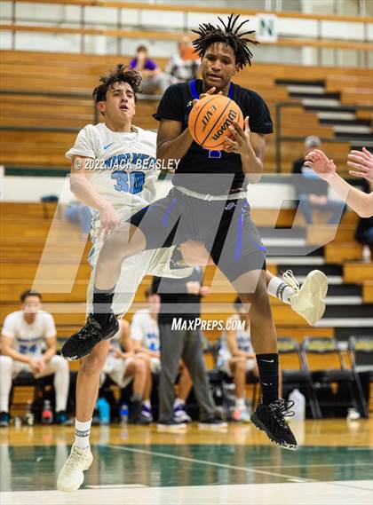 Thumbnail 2 in Westview vs. Estrella Foothills (Judy Dixon Holiday Tournament) photogallery.