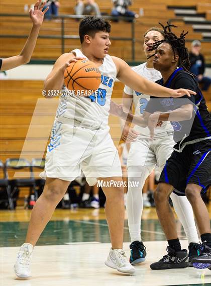 Thumbnail 1 in Westview vs. Estrella Foothills (Judy Dixon Holiday Tournament) photogallery.