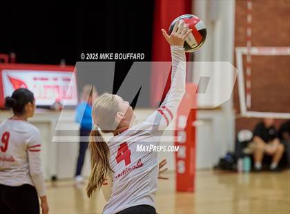 Thumbnail 3 in Wiseburn Da Vinci vs Bishop Diego (CIF-SS D6 Round 2) photogallery.