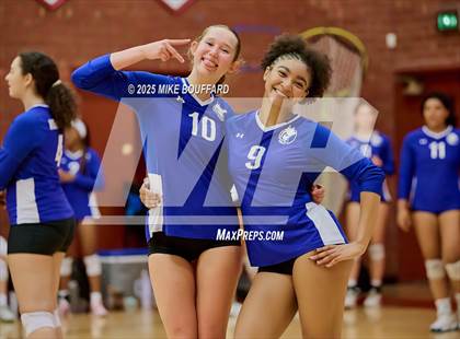 Thumbnail 1 in Wiseburn- Da Vinci vs Bishop Diego (CIF-SS D6 Round 2) photogallery.