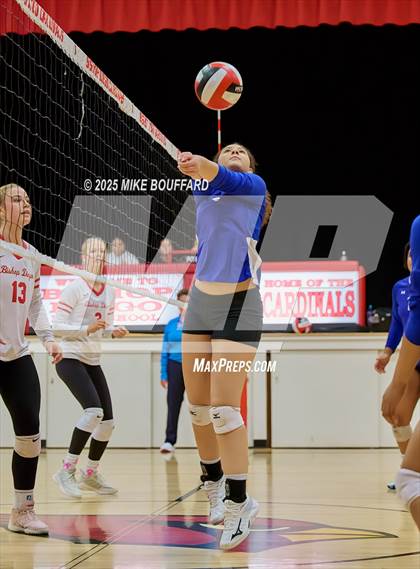 Thumbnail 2 in Wiseburn Da Vinci vs Bishop Diego (CIF-SS D6 Round 2) photogallery.