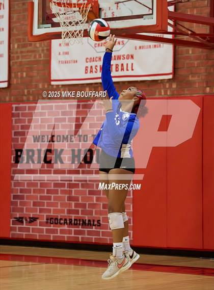 Thumbnail 1 in Wiseburn- Da Vinci vs Bishop Diego (CIF-SS D6 Round 2) photogallery.