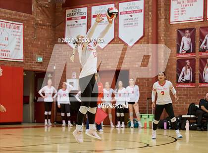 Thumbnail 2 in Wiseburn Da Vinci vs Bishop Diego (CIF-SS D6 Round 2) photogallery.