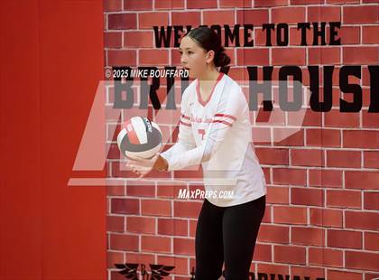 Thumbnail 3 in Wiseburn Da Vinci vs Bishop Diego (CIF-SS D6 Round 2) photogallery.