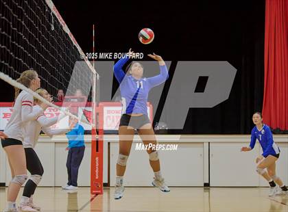 Thumbnail 1 in Wiseburn- Da Vinci vs Bishop Diego (CIF-SS D6 Round 2) photogallery.