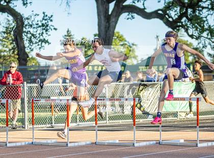 Thumbnail 2 in North Bay Oak League Championships photogallery.
