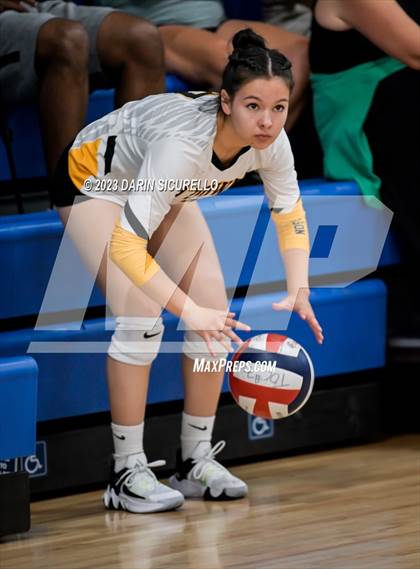 Thumbnail 1 in Mission Hills vs. Bishop O'Dowd (Nike Tournament of Champions) photogallery.