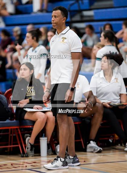 Thumbnail 1 in Mission Hills vs. Bishop O'Dowd (Nike Tournament of Champions) photogallery.