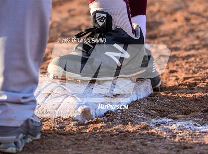 Thumbnail 2 in Atkins vs Perryville photogallery.