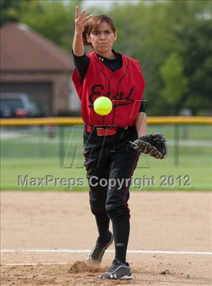 Thumbnail 2 in East @ Waubonsie Valley photogallery.