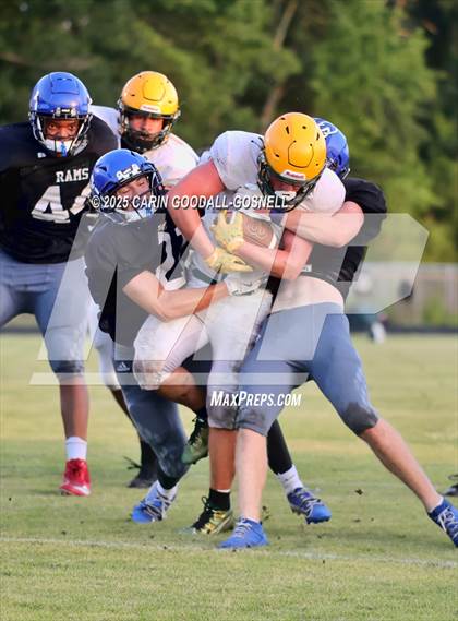 Thumbnail 1 in Greene Central vs White Oak photogallery.