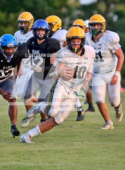 Thumbnail 2 in Greene Central vs White Oak photogallery.