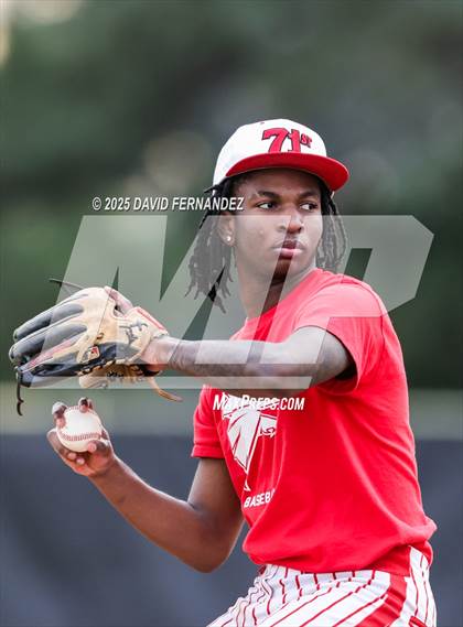 Thumbnail 3 in Hoke County vs Seventy-First  photogallery.