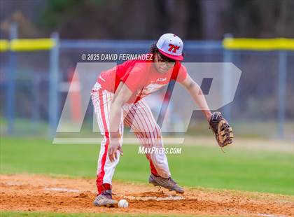 Thumbnail 2 in Hoke County vs Seventy-First  photogallery.