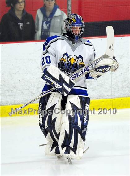 Thumbnail 2 in Farmington @ East Catholic photogallery.