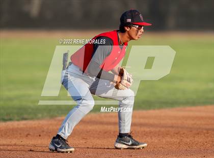 Thumbnail 2 in Village Christian vs Maranatha photogallery.