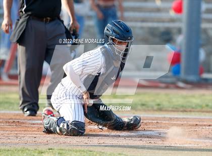 Thumbnail 3 in Village Christian vs Maranatha photogallery.
