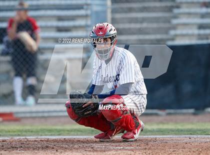 Thumbnail 2 in Village Christian vs Maranatha photogallery.
