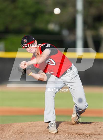 Thumbnail 3 in Village Christian vs Maranatha photogallery.