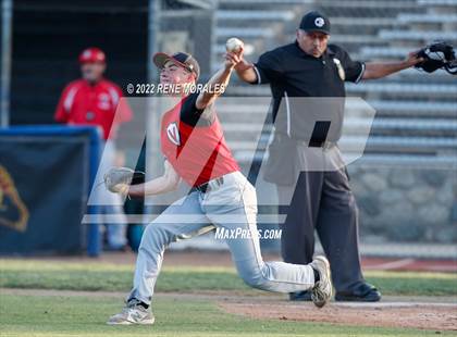 Thumbnail 3 in Village Christian vs Maranatha photogallery.